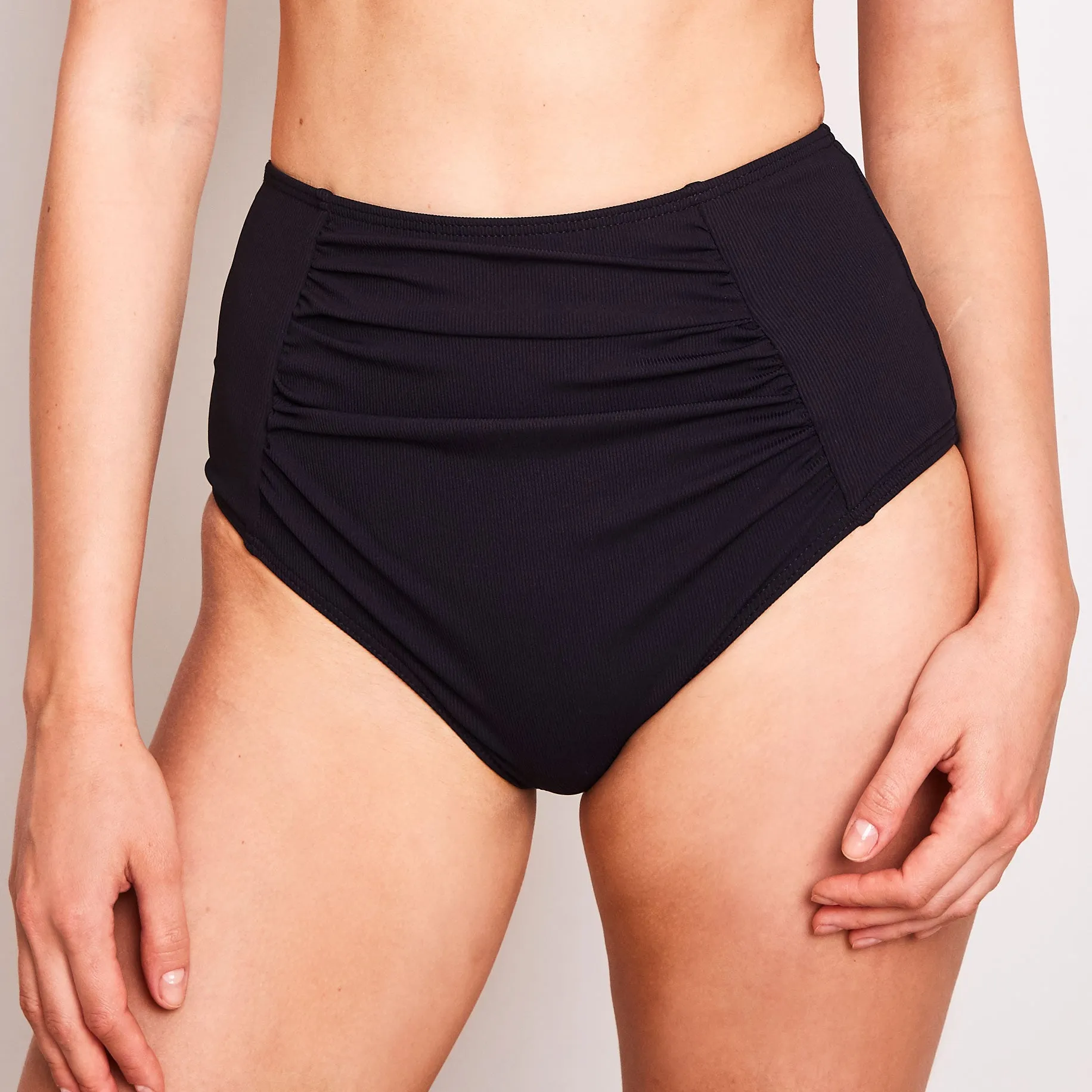 Erica Bikini Bottom High Waisted Ribbed Black